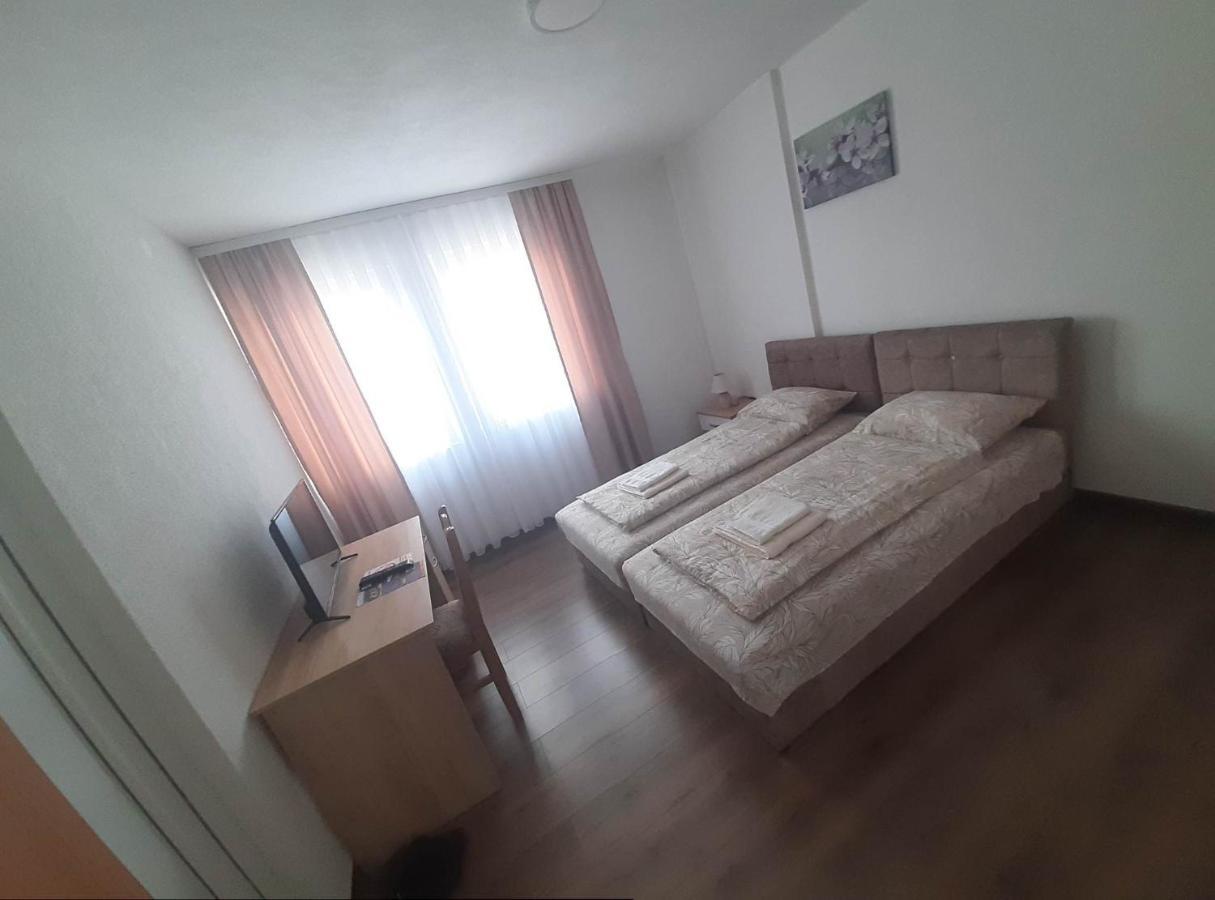 Bed and Breakfast Vila Centar Mb Sjenica Zewnętrze zdjęcie